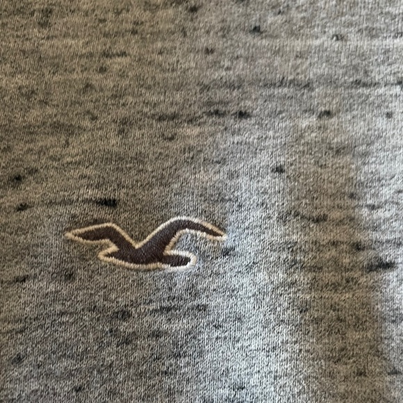 Gently Loved Unisex Gray Hoodie Zip Up by HOLLISTER - Picture 3 of 10